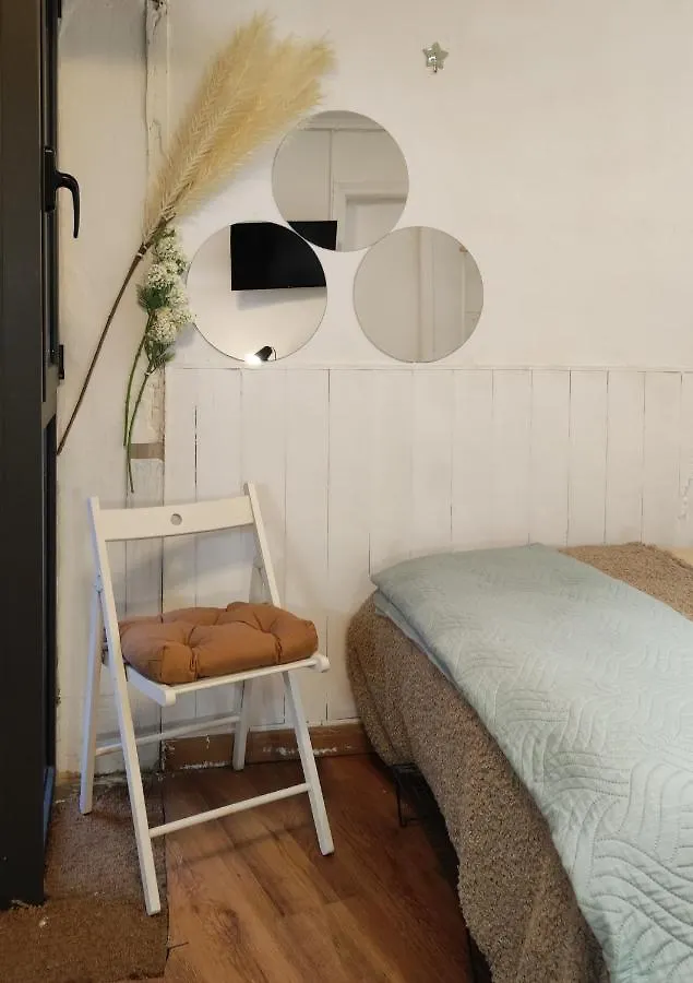 Apartman Room With Bathroom, Refrigerator And Microwave Barcelona
